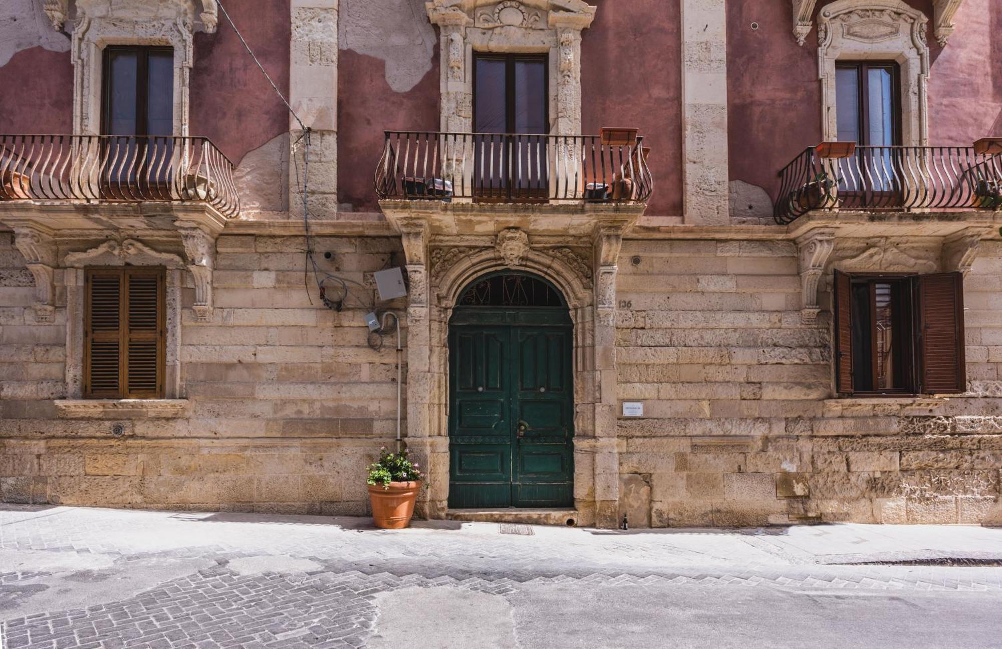 Palazzo Bozzanca Apartments By Wonderful Italy Syracuse Eksteriør bilde